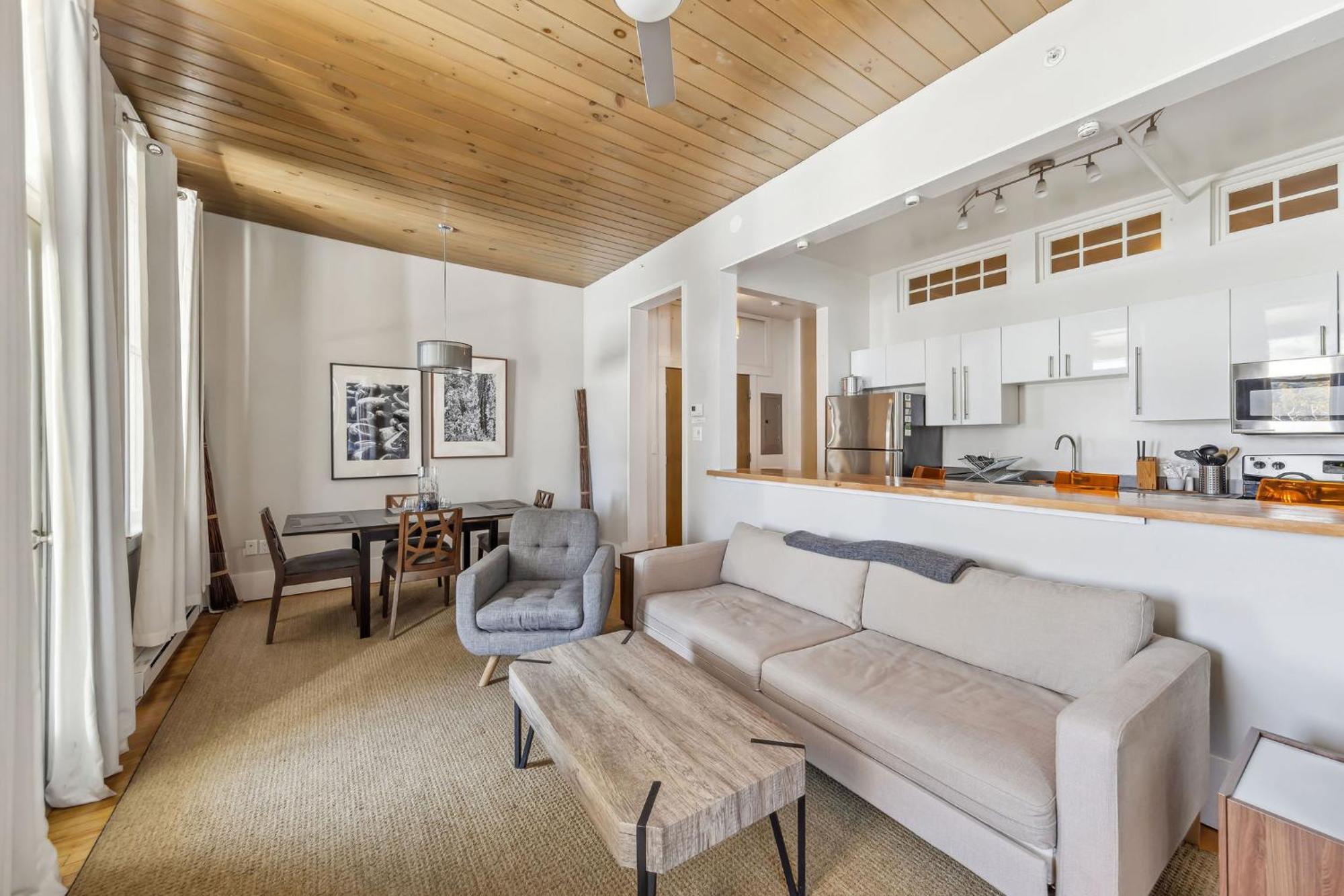 The Haus On Mirror Lake Lake Placid Quarto foto